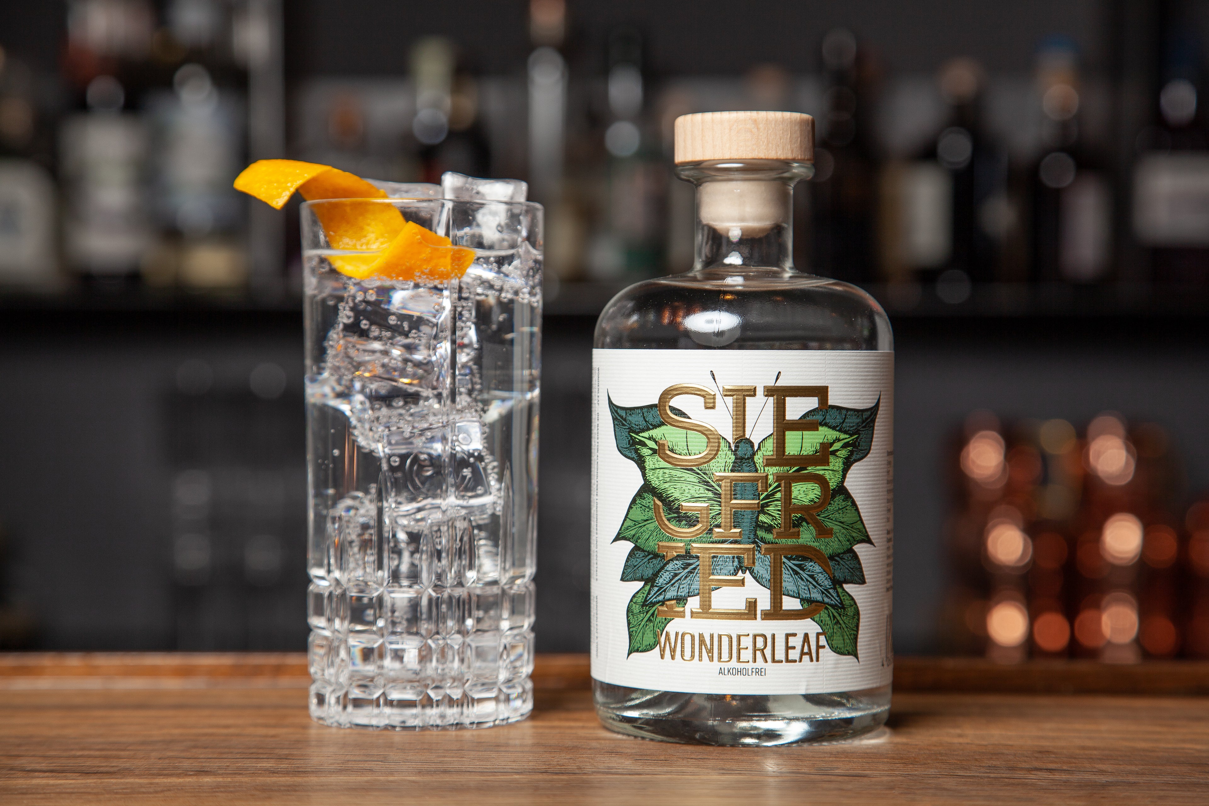 Wonderleaf | Alcohol free Gin | Vegan | Sugar free | 18 Botanicals | 500 ml